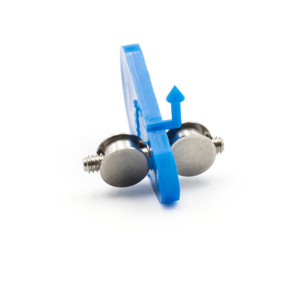 Tornillo de Abanico en Dos Piezas -Marca: Leone Tornillos | Odontology BG